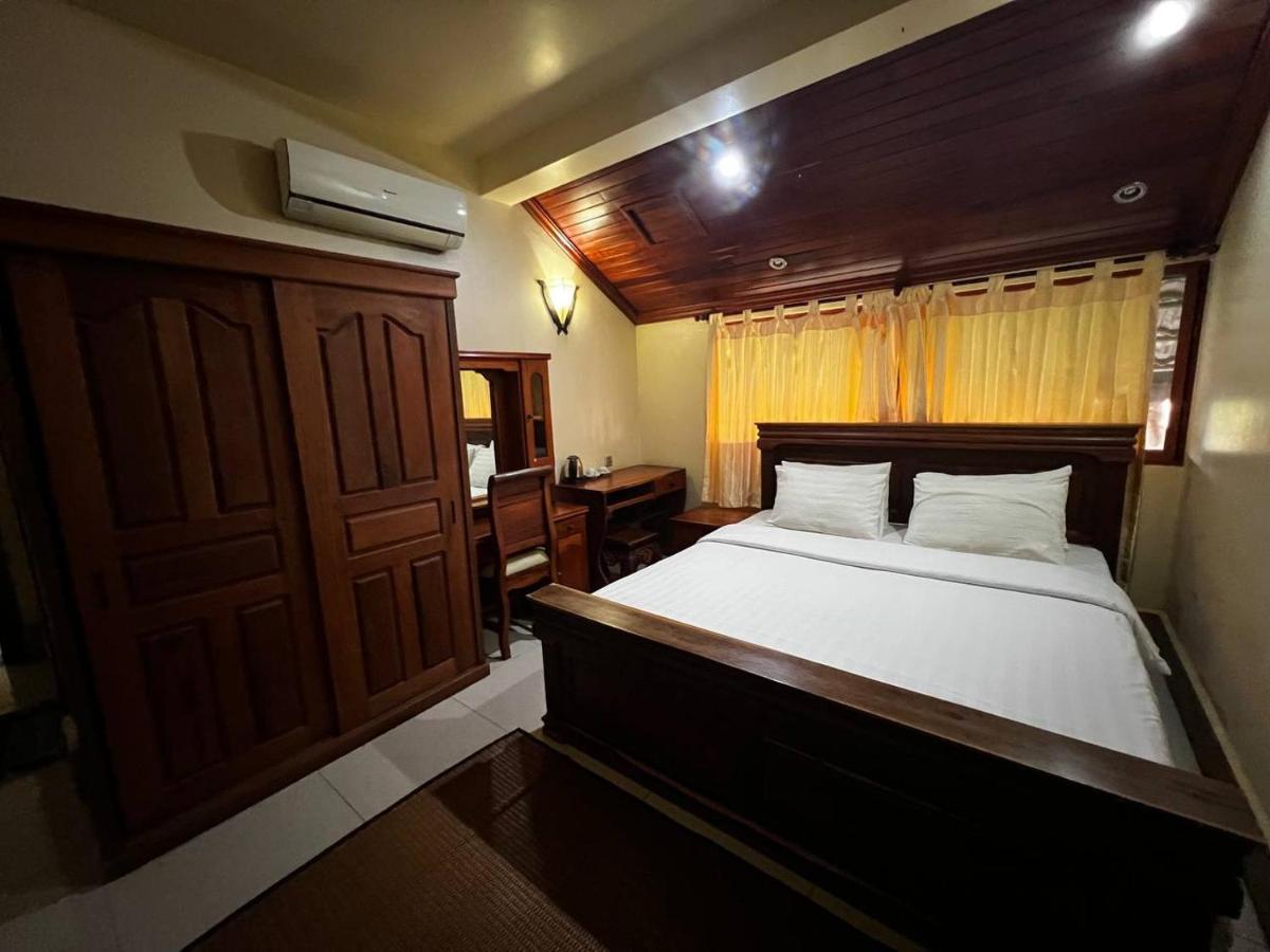Shining Angkor Apartment Hotel Siem Reap Bagian luar foto