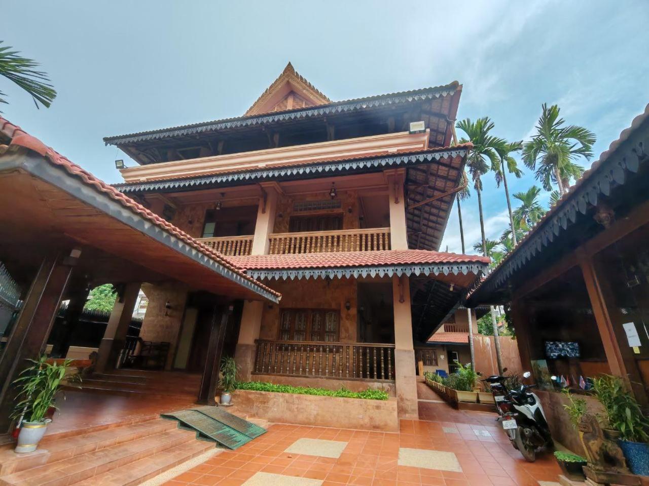 Shining Angkor Apartment Hotel Siem Reap Bagian luar foto