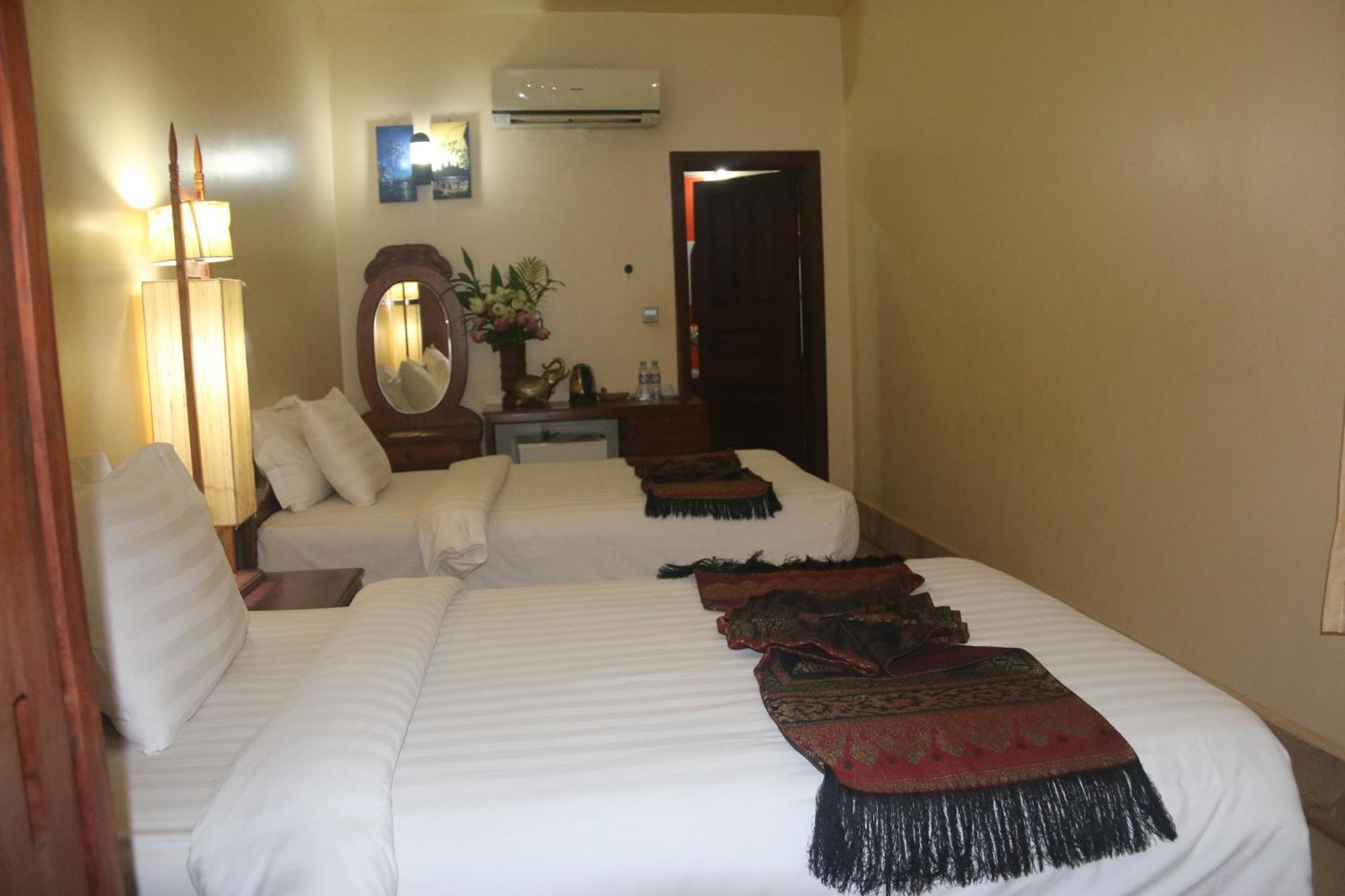Shining Angkor Apartment Hotel Siem Reap Bagian luar foto
